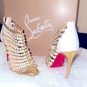 CHRISTIAN LOUBOUTIN Millaclou 100 heels *Never worn*